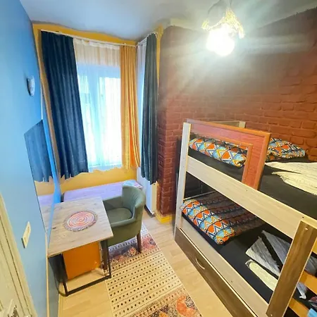 Taksim Pera House