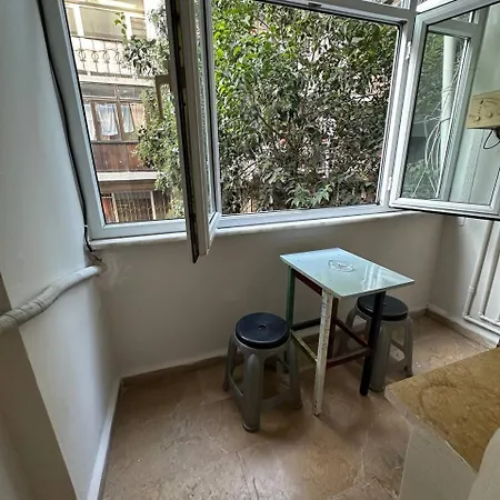 Taksim Pera House