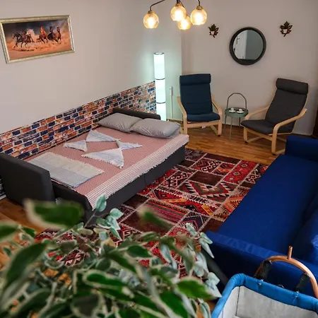 Taksim Pera House *